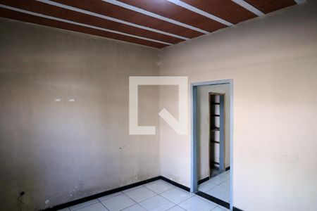 Sala de casa à venda com 2 quartos, 180m² em São Paulo, Belo Horizonte