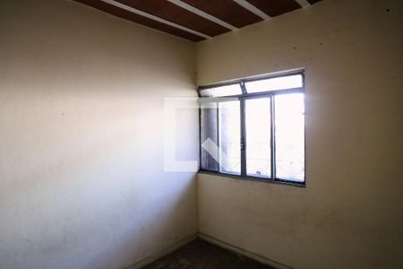 Quarto de casa à venda com 2 quartos, 180m² em São Paulo, Belo Horizonte
