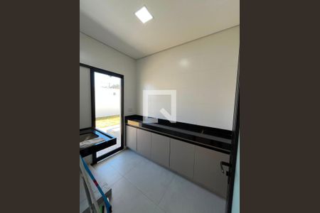Casa para alugar com 3 quartos, 200m² em Conjunto Habitacional Vila Maria, Lagoa Santa