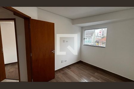 Quarto 1 de apartamento para alugar com 2 quartos, 48m² em Vila Alice, Santo André