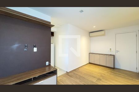 Sala de apartamento para alugar com 1 quarto, 44m² em Brooklin, São Paulo