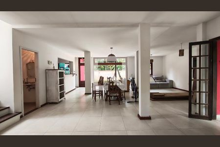 Casa de Condomínio à venda com 4 quartos, 250m² em Vargem Grande, Rio de Janeiro