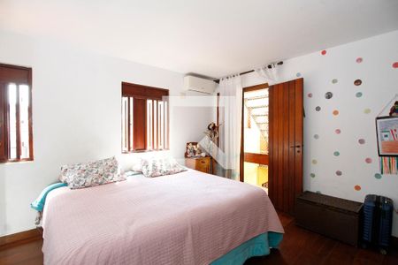 Quarto 2 de casa à venda com 6 quartos, 250m² em Vila Madalena, São Paulo
