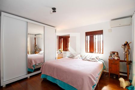 Quarto 2 de casa à venda com 6 quartos, 250m² em Vila Madalena, São Paulo