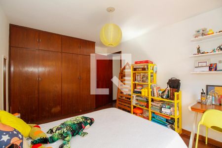 Quarto 1 de casa à venda com 6 quartos, 250m² em Vila Madalena, São Paulo