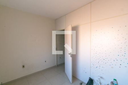 Casa à venda com 4 quartos, 272m² em Minas Caixa, Belo Horizonte
