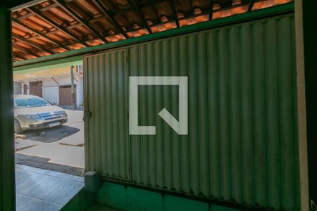 Casa à venda com 4 quartos, 272m² em Minas Caixa, Belo Horizonte