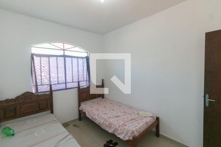 Casa à venda com 4 quartos, 272m² em Minas Caixa, Belo Horizonte