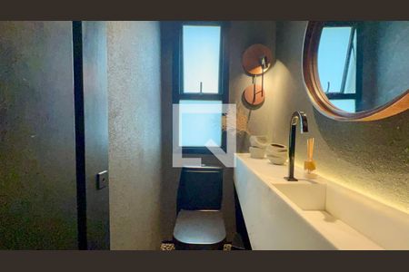 Lavabo de apartamento para alugar com 1 quarto, 157m² em Sumaré, São Paulo