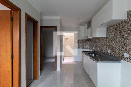 Sala e Cozinha  de apartamento para alugar com 2 quartos, 42m² em Vila Carmosina, São Paulo