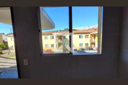 Sala de apartamento para alugar com 2 quartos, 42m² em Vila Ursulina, Itaquaquecetuba