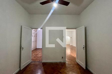 Quarto 1 de apartamento para alugar com 3 quartos, 110m² em Copacabana, Rio de Janeiro