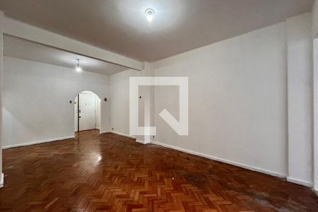 Sala  de apartamento para alugar com 3 quartos, 110m² em Copacabana, Rio de Janeiro