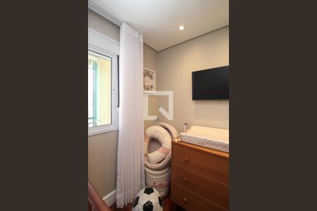 Quarto 1 de apartamento para alugar com 3 quartos, 70m² em Vila Suzana, São Paulo