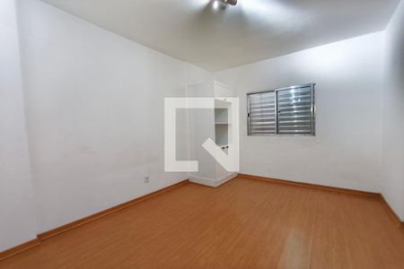 Quarto  de apartamento à venda com 1 quarto, 66m² em Centro, Campinas