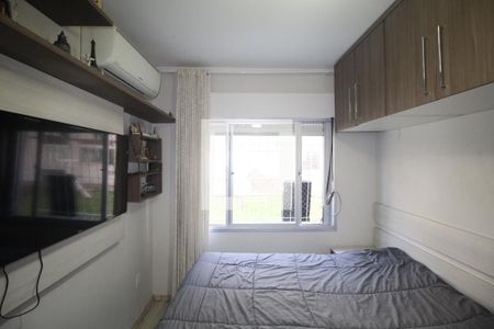 Quarto 1 de apartamento à venda com 1 quarto, 44m² em Vila Ipiranga, Porto Alegre