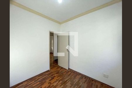Quarto de apartamento para alugar com 5 quartos, 110m² em Salgado Filho, Belo Horizonte