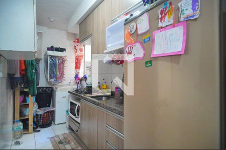 Cozinha de apartamento à venda com 2 quartos, 44m² em Santos Dumont, São Leopoldo