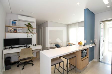 Sala e Cozinha de apartamento à venda com 2 quartos, 69m² em Sumaré, São Paulo