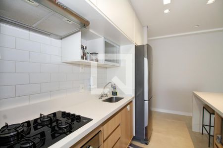 Sala e Cozinha de apartamento à venda com 2 quartos, 69m² em Sumaré, São Paulo
