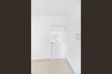 Entrada de casa para alugar com 2 quartos, 60m² em Vila Iracema, Barueri