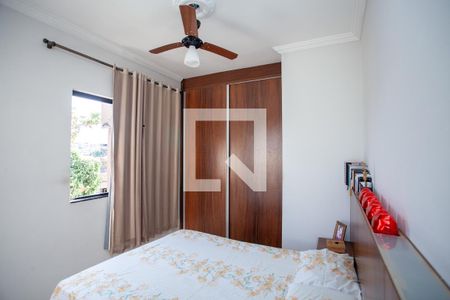 Quarto Suíte de casa à venda com 3 quartos, 80m² em Bairro Tropical, Contagem