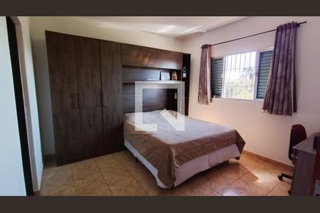 Quarto 3 de casa para alugar com 3 quartos, 210m² em Jardim São Luis, Suzano