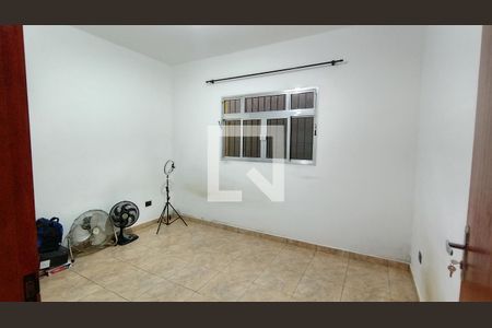 Quarto 1 de casa para alugar com 3 quartos, 210m² em Jardim São Luis, Suzano