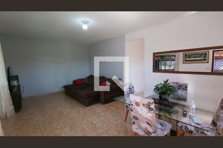 Sala de casa para alugar com 3 quartos, 210m² em Jardim São Luis, Suzano