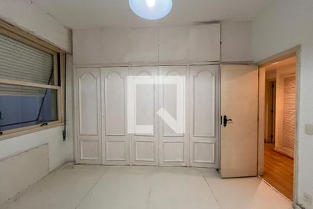 Quarto 1 de apartamento à venda com 4 quartos, 200m² em Copacabana, Rio de Janeiro