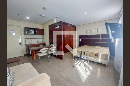 Kitnet/Studio para alugar com 1 quarto, 28m² em Chácara Santo Antônio, São Paulo