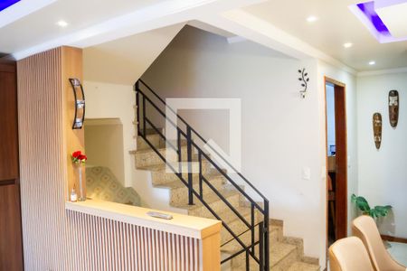 Sala de casa à venda com 3 quartos, 145m² em Parada de Lucas, Rio de Janeiro