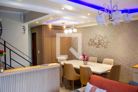 Sala de casa à venda com 3 quartos, 145m² em Parada de Lucas, Rio de Janeiro