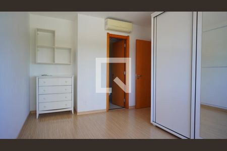 Quarto 1 de apartamento para alugar com 2 quartos, 65m² em Jardim Europa, Porto Alegre