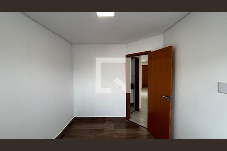 Quarto 1 de apartamento para alugar com 2 quartos, 85m² em Vila Alice, Santo André