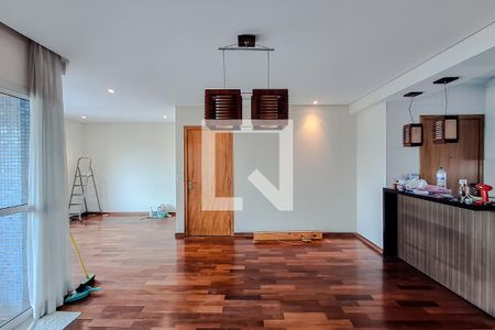 Sala de apartamento para alugar com 3 quartos, 237m² em Aclimação, São Paulo