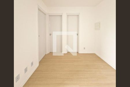 Sala e cozinha de apartamento para alugar com 2 quartos, 28m² em Campo Grande, São Paulo