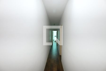 Corredor de casa para alugar com 3 quartos, 224m² em Vila Sonia, São Paulo