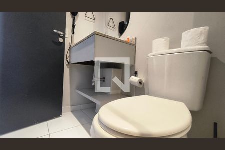 Banheiro de kitnet/studio à venda com 1 quarto, 22m² em Sé, São Paulo