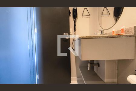 Banheiro de kitnet/studio à venda com 1 quarto, 22m² em Sé, São Paulo