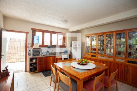 Cozinha de casa à venda com 4 quartos, 282m² em Água Branca, Contagem