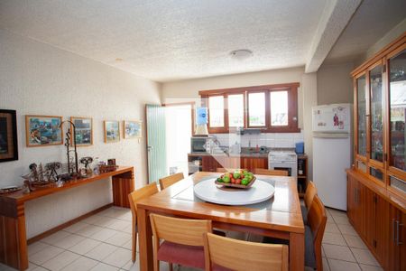 Cozinha de casa à venda com 4 quartos, 282m² em Água Branca, Contagem