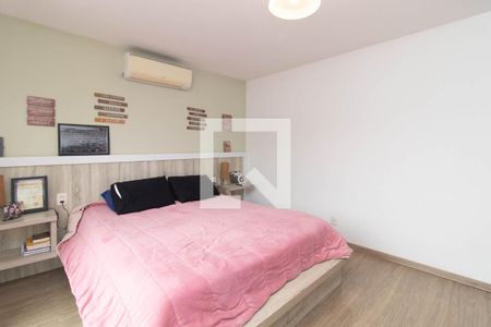 Quarto 1 de casa à venda com 3 quartos, 160m² em Santo Antônio, Porto Alegre