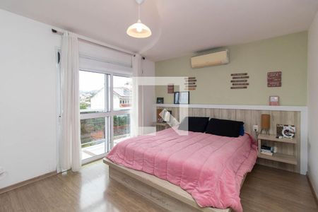 Quarto 1 de casa à venda com 3 quartos, 160m² em Santo Antônio, Porto Alegre