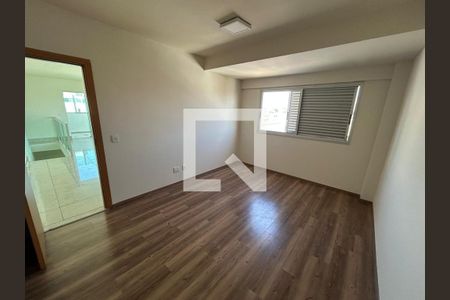 Apartamento para alugar com 4 quartos, 200m² em Buritis, Belo Horizonte