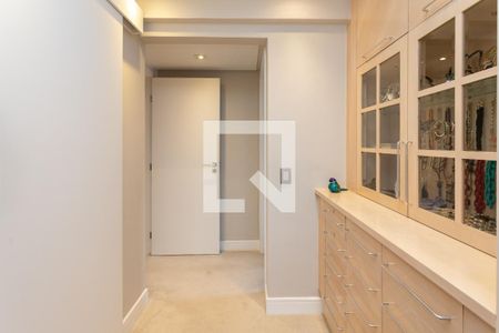 Suíte de apartamento à venda com 4 quartos, 167m² em Bigorrilho, Curitiba