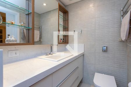 Banheiro da Suíte de apartamento à venda com 4 quartos, 167m² em Bigorrilho, Curitiba