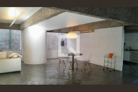 Casa à venda com 4 quartos, 295m² em Boaçava, São Paulo