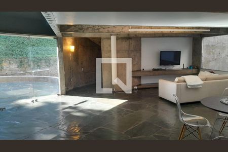 Casa à venda com 4 quartos, 295m² em Boaçava, São Paulo