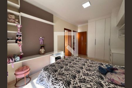 Casa de Condomínio à venda com 5 quartos, 331m² em Swiss Park, Campinas